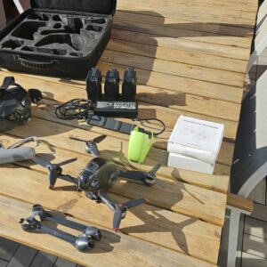 DJI FPV + FLY MORE KIT (5726)