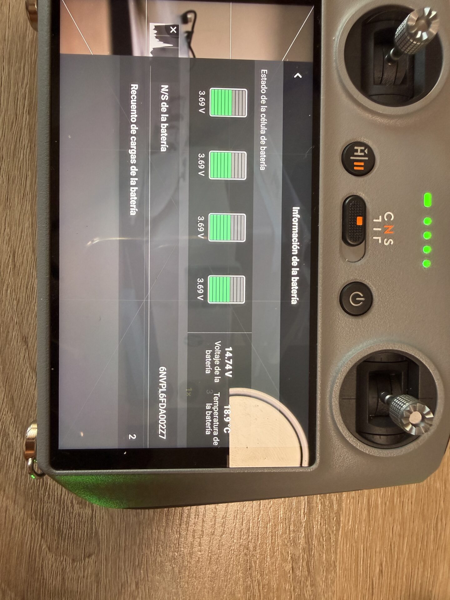 DJI AIR 3 (6780) - Imagen 4