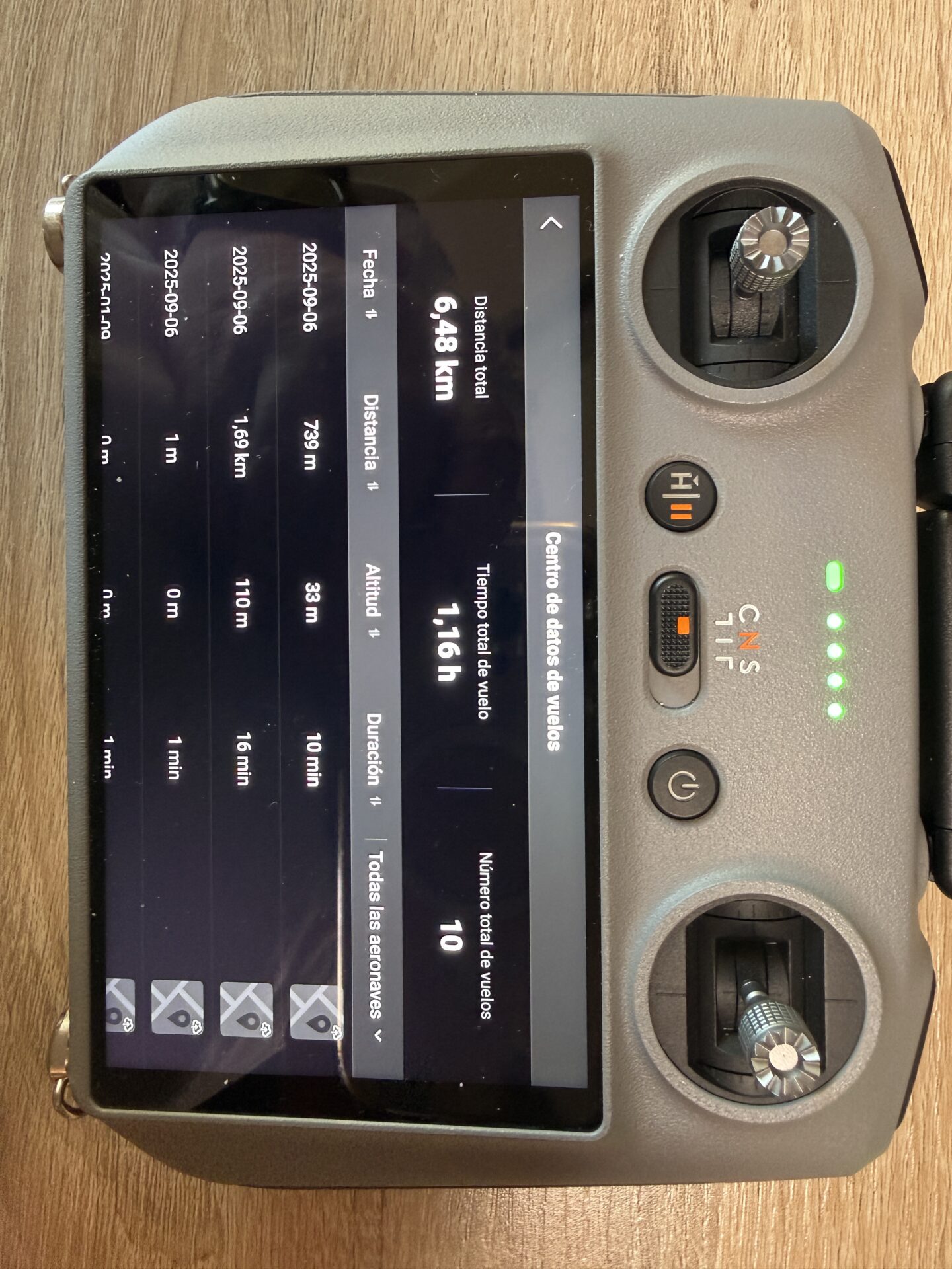 DJI AIR 3 (6780) - Imagen 3