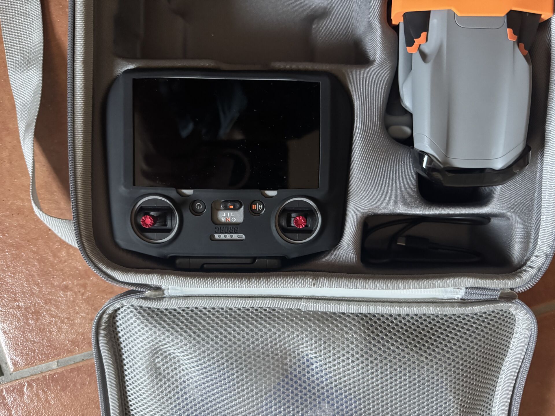 DJI air 3 (6915) - Imagen 3